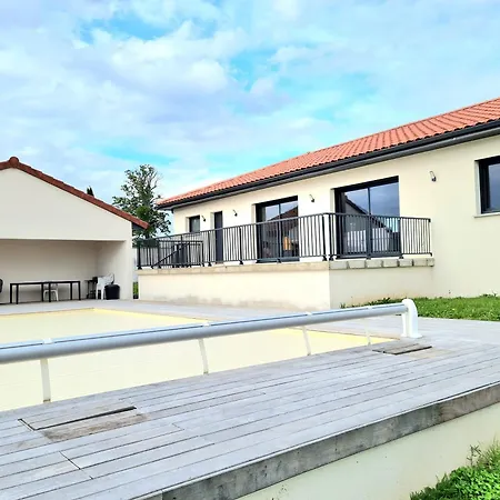 Holiday home Maison Pres D'aurillac - Monts Du Cantal *
