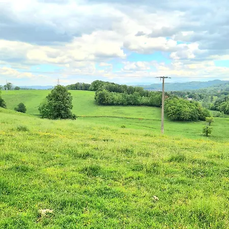 Holiday home Maison Pres D'aurillac - Monts Du Cantal