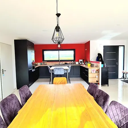 Maison Près D’aurillac - Monts Du Cantal Hébergement de vacances Ytrac